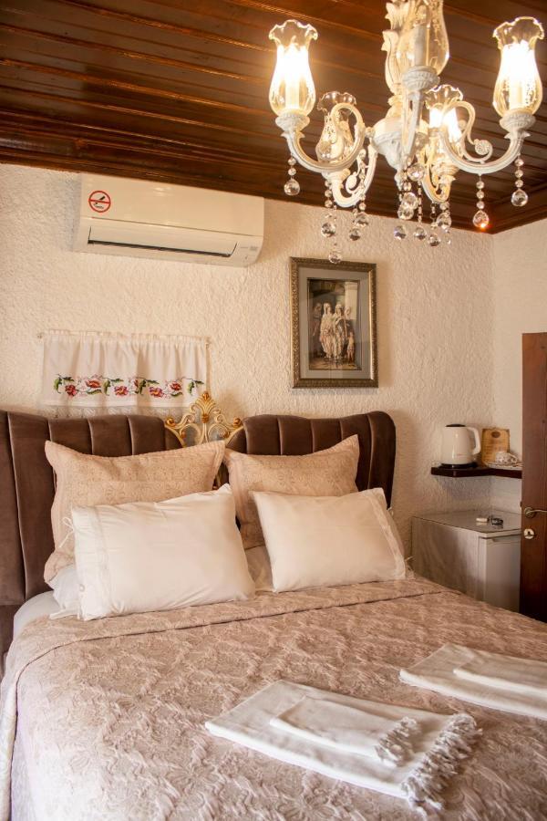 Villa Teos Otel Измир Екстериор снимка