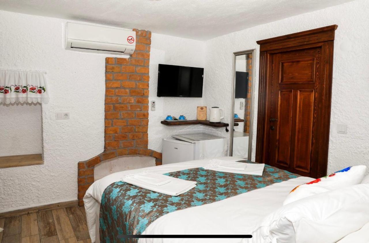 Villa Teos Otel Измир Екстериор снимка