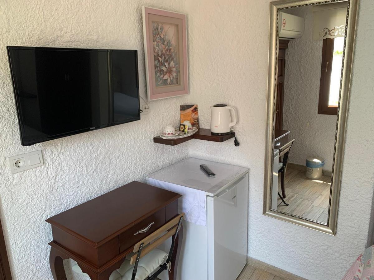 Villa Teos Otel Измир Екстериор снимка