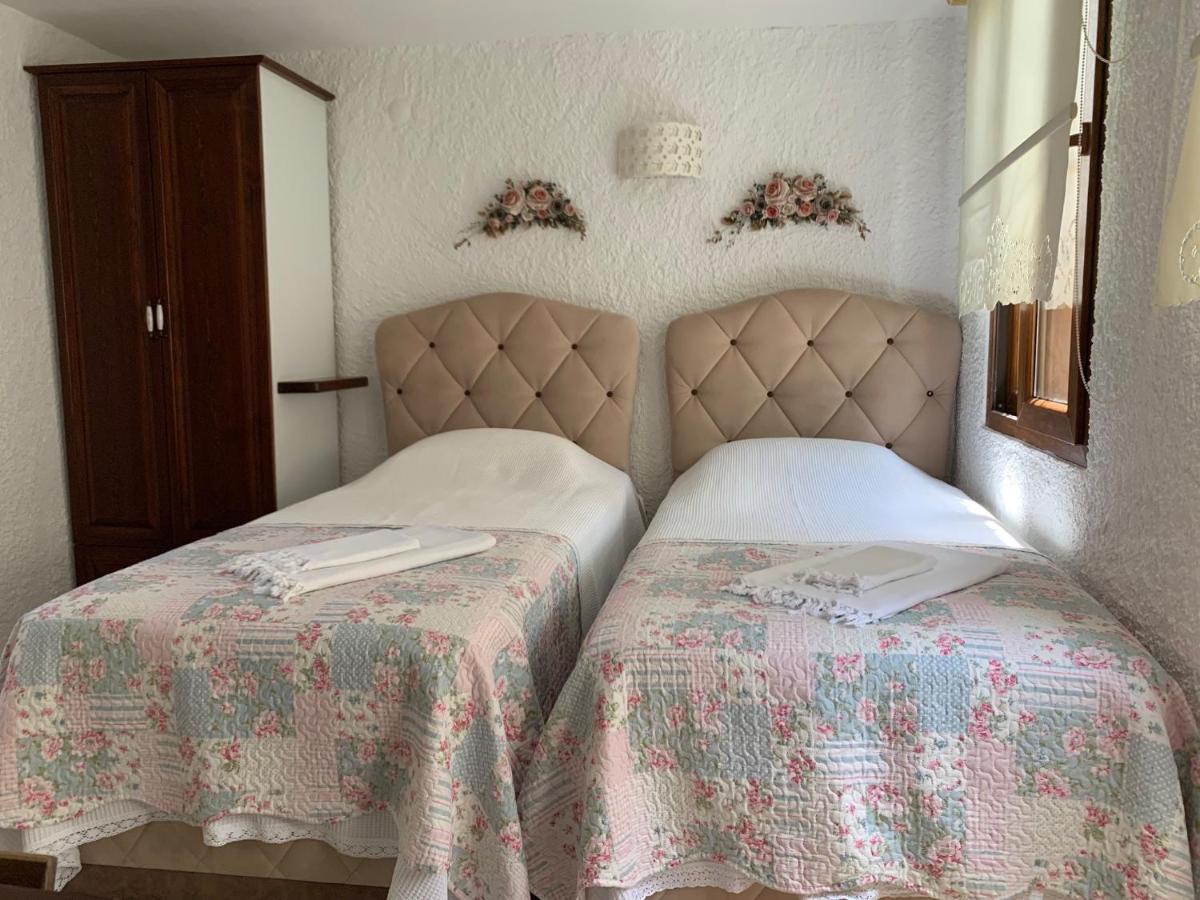 Villa Teos Otel Измир Екстериор снимка