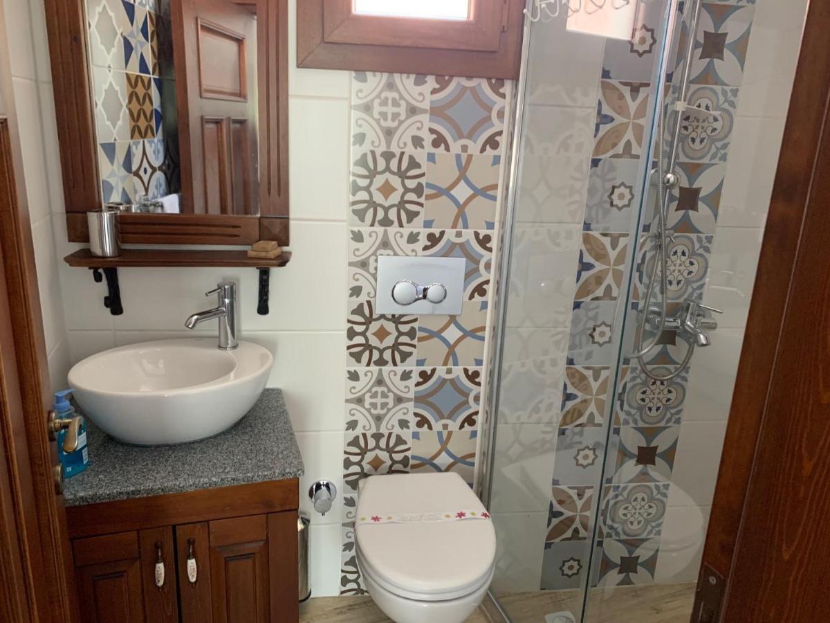 Villa Teos Otel Измир Екстериор снимка